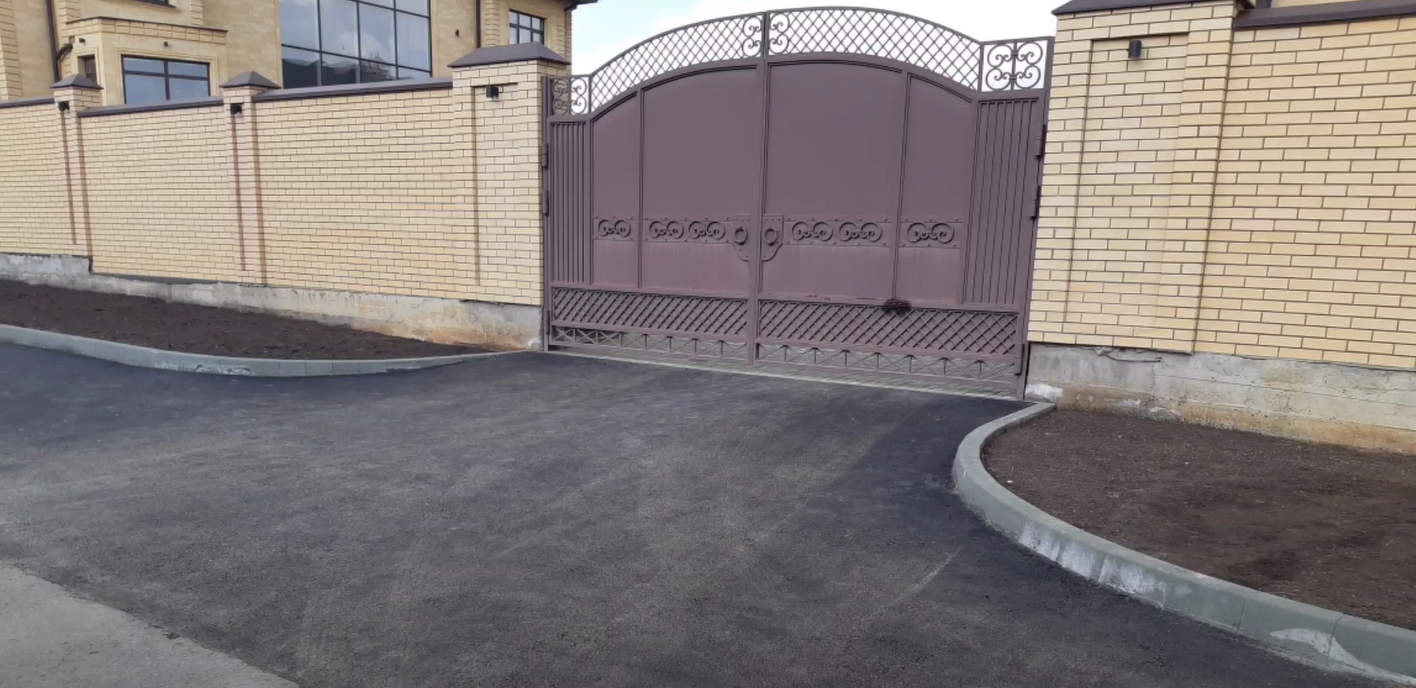 https://taganrog.blago-s.ru/storage/app/uploads/public/646/325/9f3/6463259f3434e253867272.png